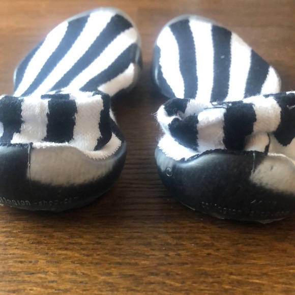 Slippers - Picture 3 of 4